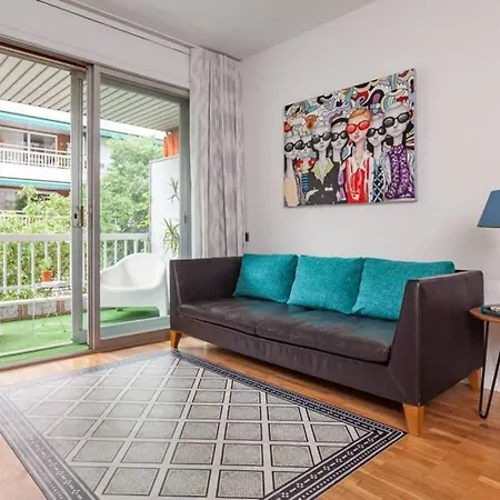 Art House Renoir Plaza Universitat Sant Antoni Apartman