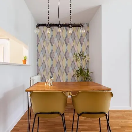 Art House Renoir Plaza Universitat Sant Antoni Apartman